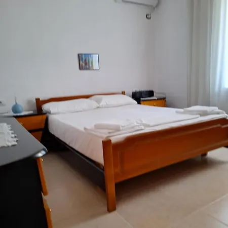 Appartamento Annas Sarandë