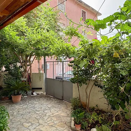 Annas Apartamento Sarandë